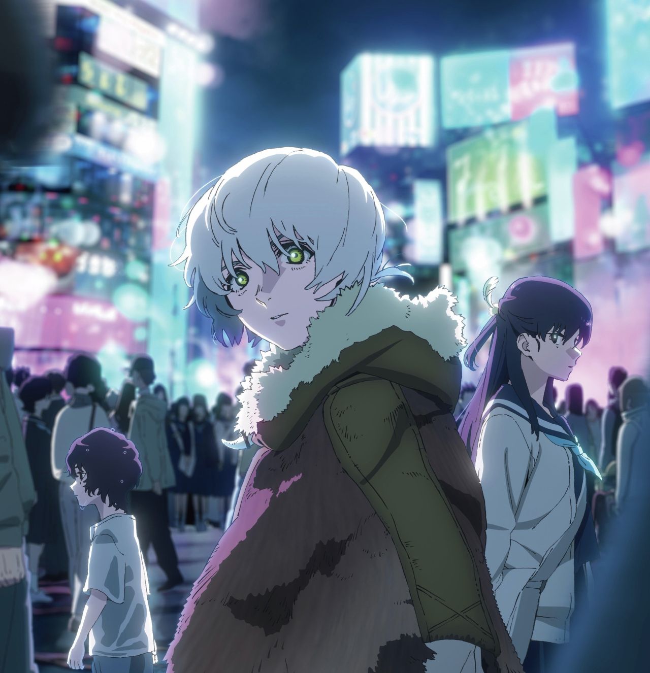 Erim telefonida yalangoch ayollarning suratlarini saqlaydi.